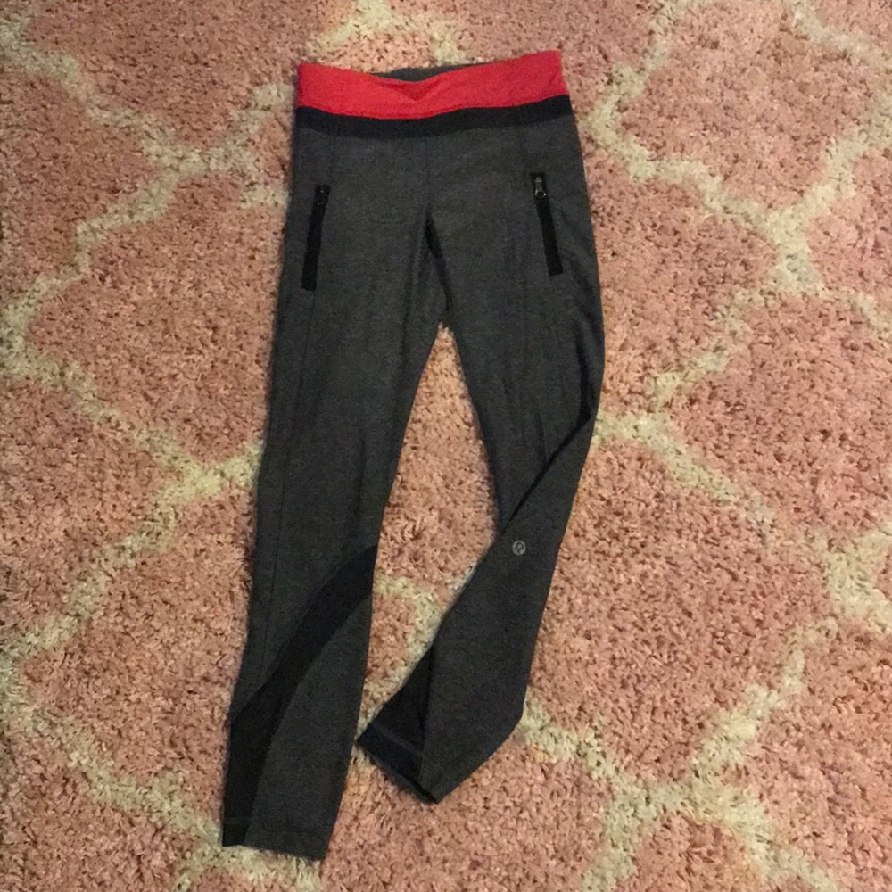 Lululemon yoga pants